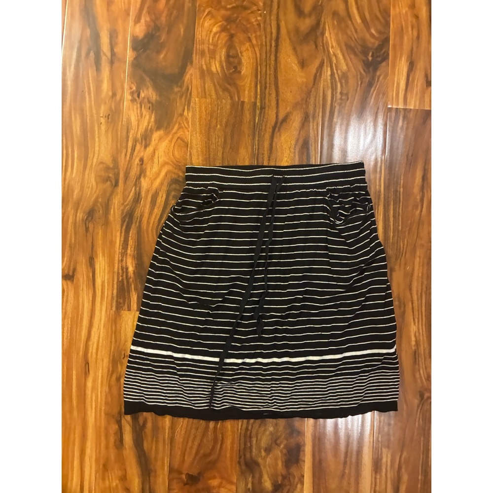 Black White Striped Knit Skirt Elastic Drawstring Waist Pockets Casual Mini